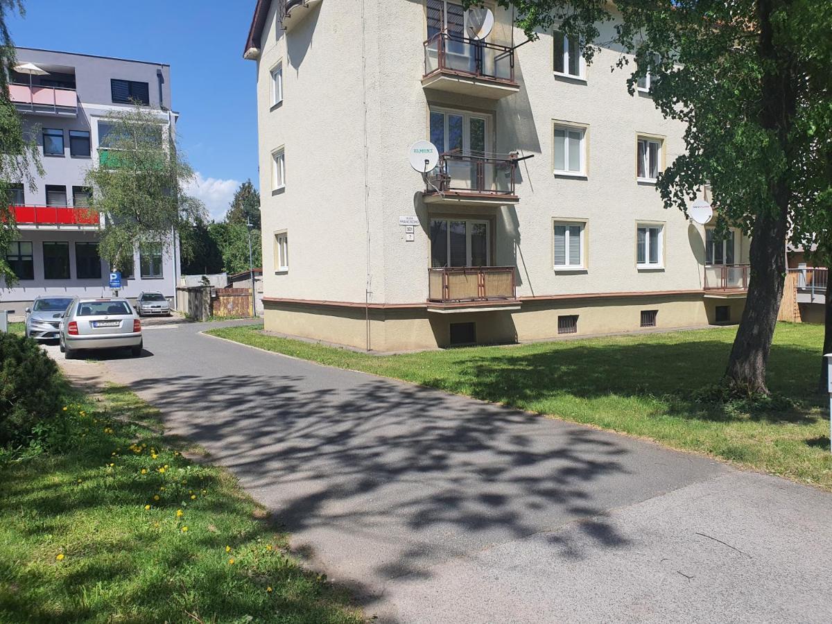 Family Apartment Poprád Kültér fotó